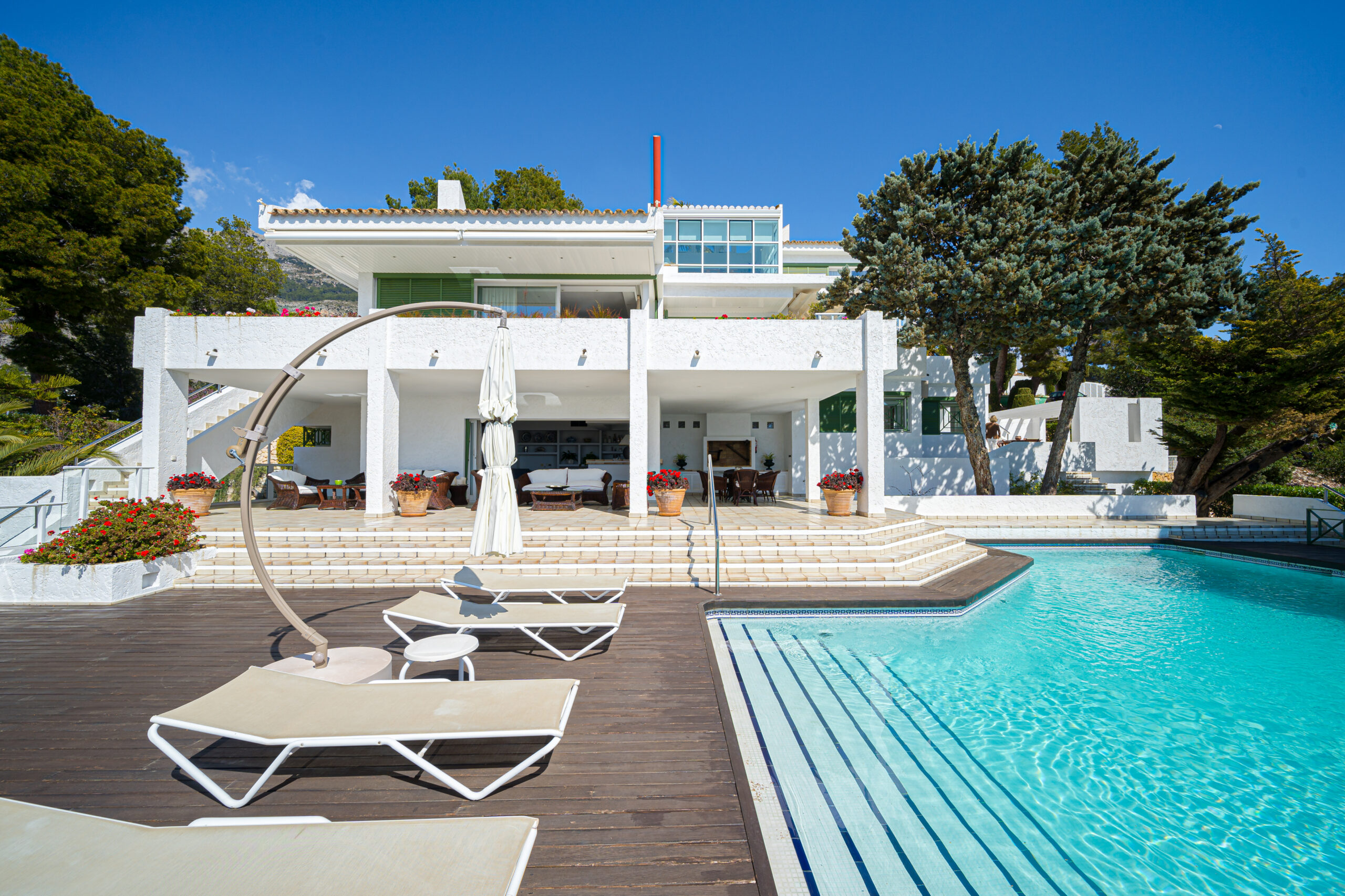 MeninaGroup - Pierluigi Cavarra - Gata 8-13