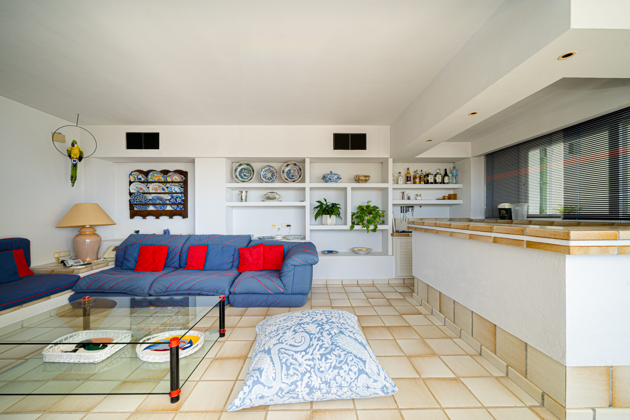 MeninaGroup - Pierluigi Cavarra - Gata 8-24