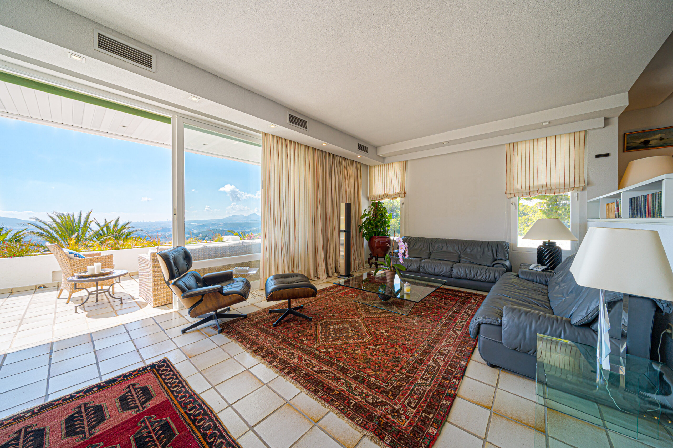 MeninaGroup - Pierluigi Cavarra - Gata 8-50