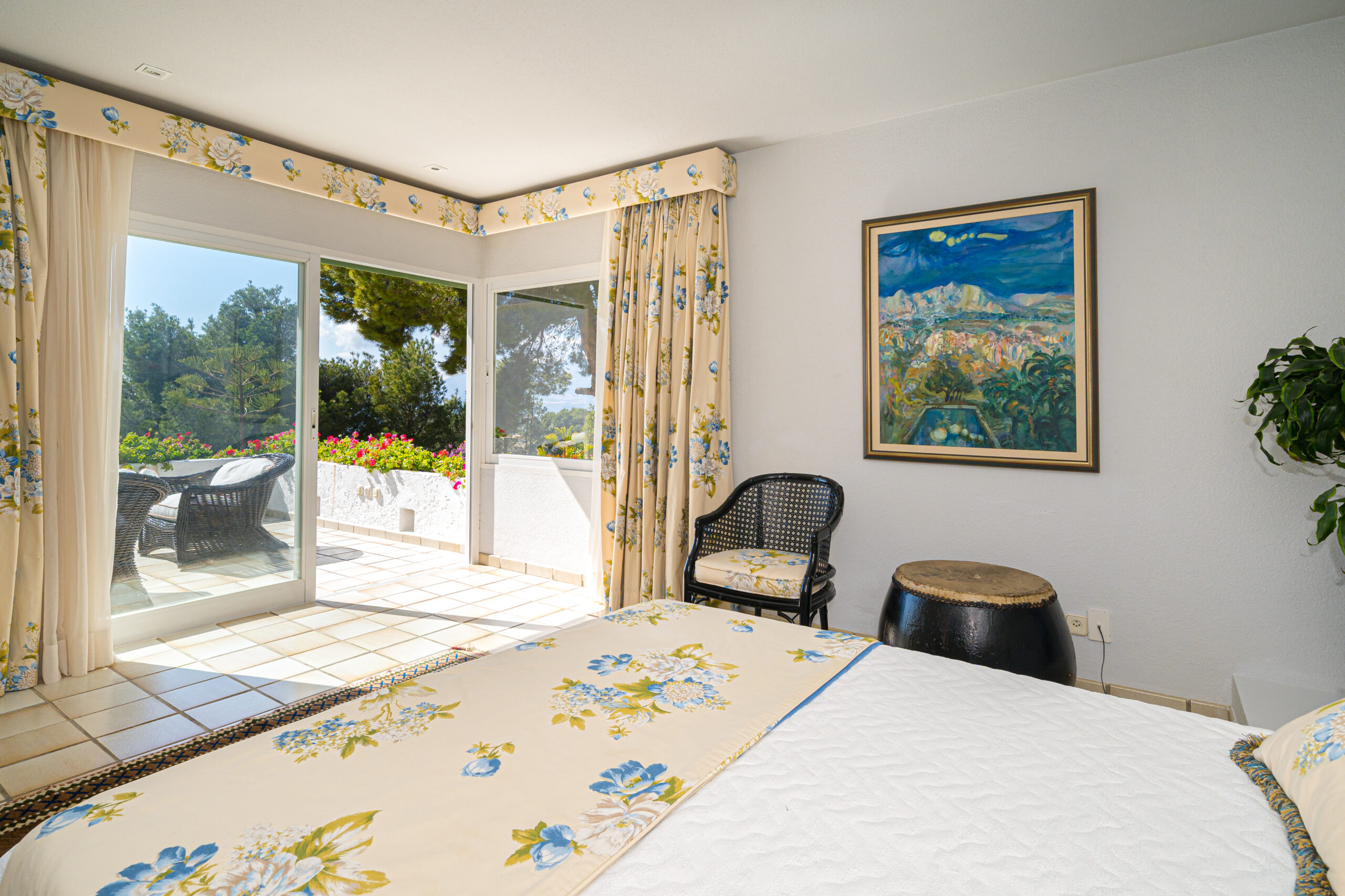 MeninaGroup - Pierluigi Cavarra - Gata 8-63