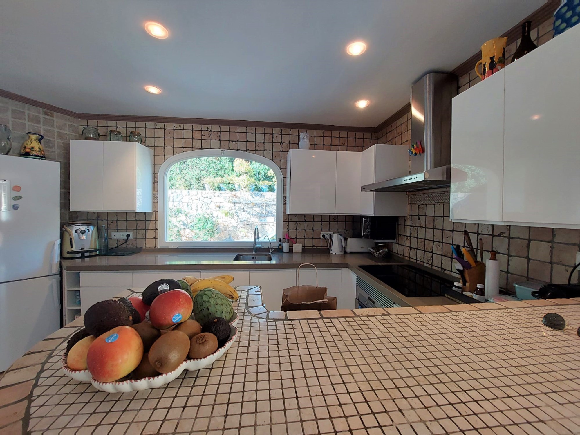 42ac3ef1-9296-4b7b-92f0-b91eba50f3d0