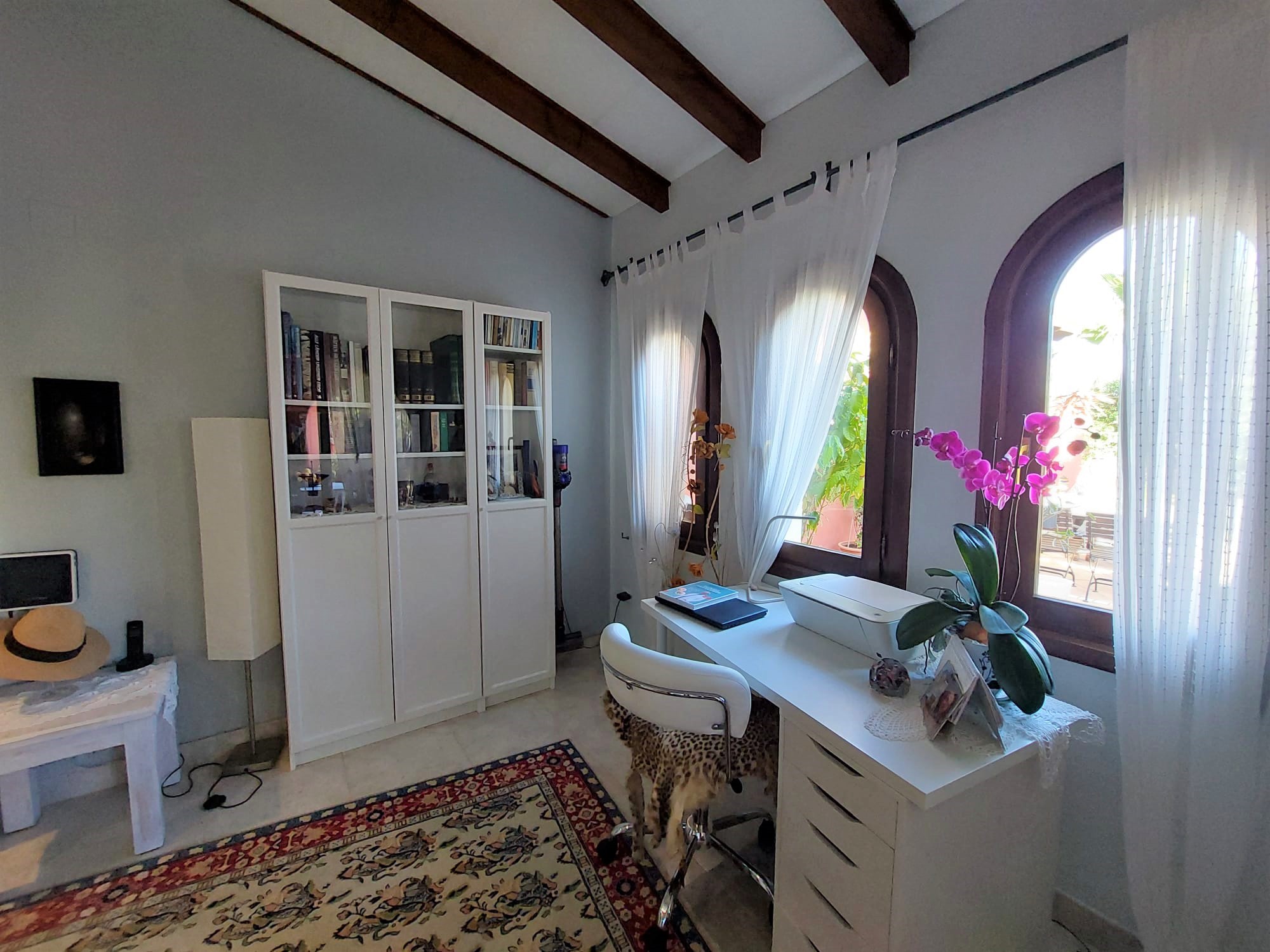 6094eefe-1be4-4b2f-8cd5-4beded1d2fde