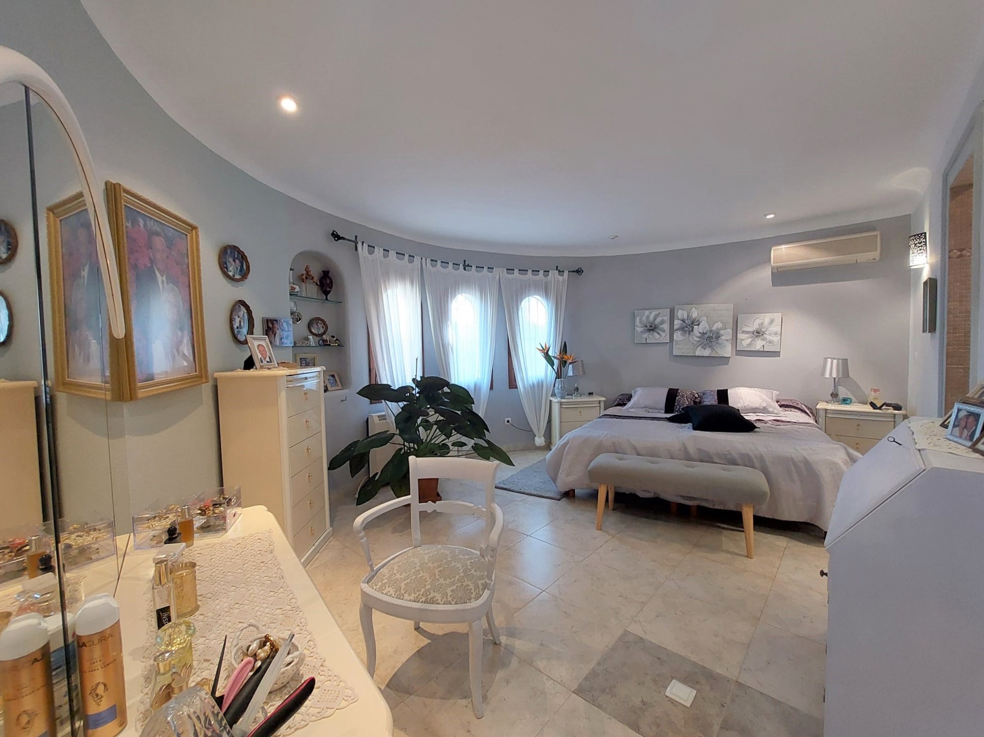 b886870b-cb77-4a34-bb96-8c0cd0bcad2a